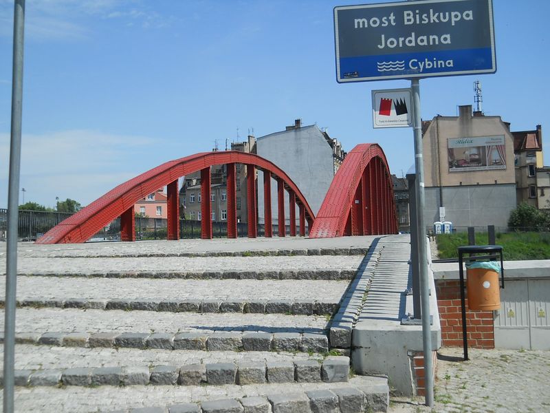 Most Biskupa Jordana